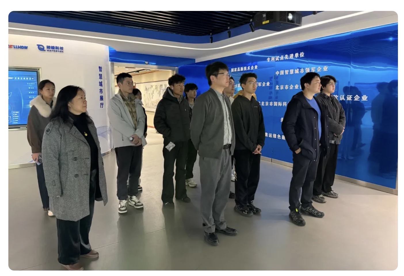 当清华课堂“搬”进亚星游戏官网：一场从书本到产业的一线之旅